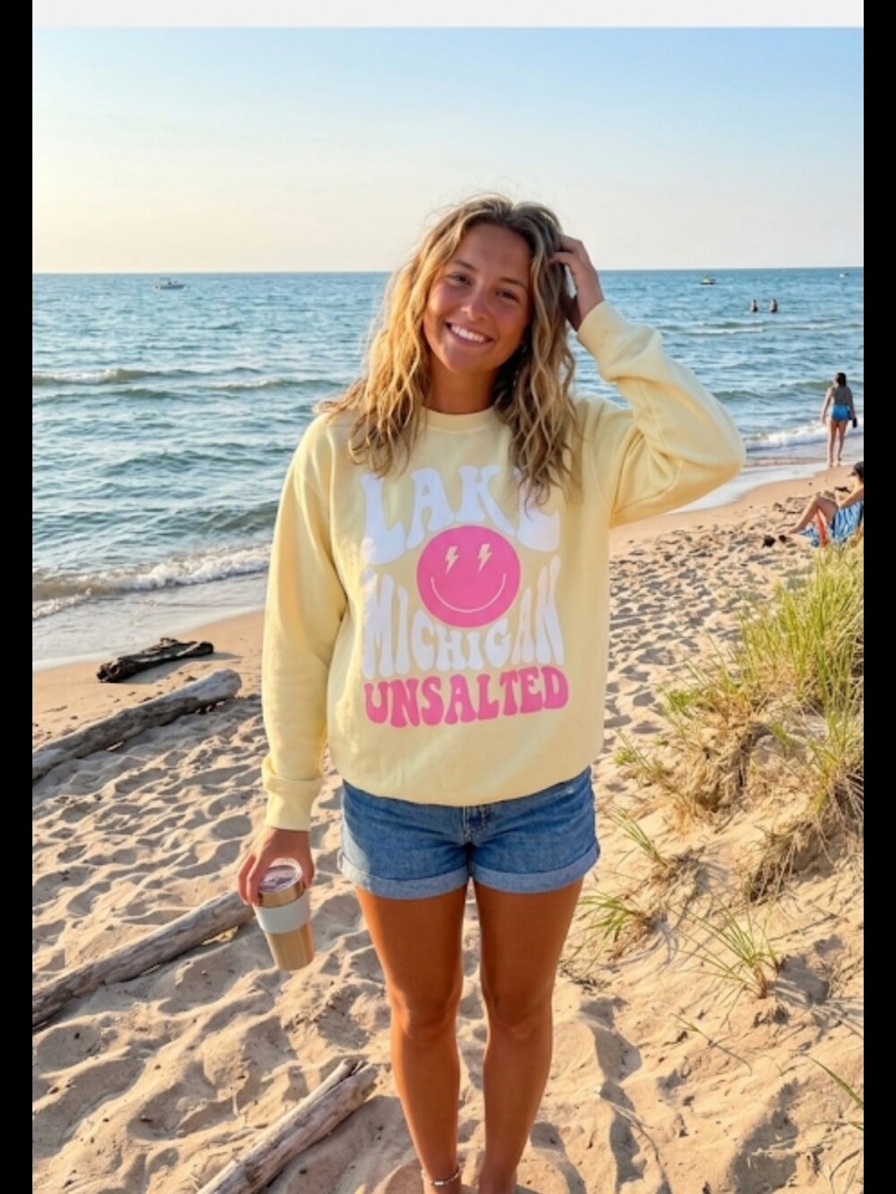 Yellow Lake Michigan 100% Cotton Soft Sweatshirt Like New!